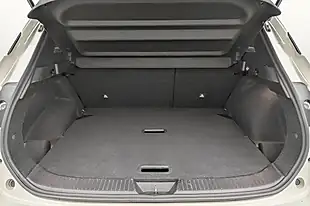 Used 2022 Nissan Qashqai N-Connecta White - Interior and Exterior details 11