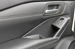 Used 2022 Nissan Qashqai N-Connecta White - Interior and Exterior details 13