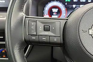 Used 2022 Nissan Qashqai N-Connecta White - Interior and Exterior details 14