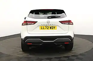 Used 2022 Nissan Qashqai N-Connecta White - Interior and Exterior details 4