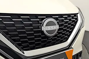 Used 2022 Nissan Qashqai N-Connecta White - Interior and Exterior details 17