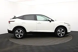 Used 2022 Nissan Qashqai N-Connecta White - Interior and Exterior details 2