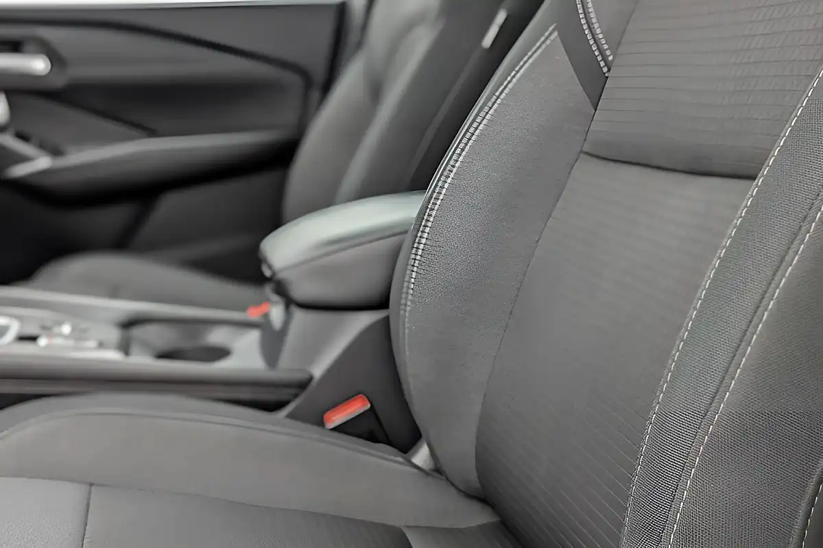 Used 2022 Nissan Qashqai N-Connecta White - Interior and Exterior details 14