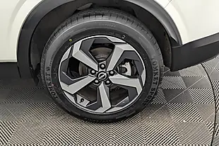 Used 2022 Nissan Qashqai N-Connecta White - Interior and Exterior details 20