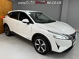 Used 2022 Nissan Qashqai N-Connecta White - Interior and Exterior details 11