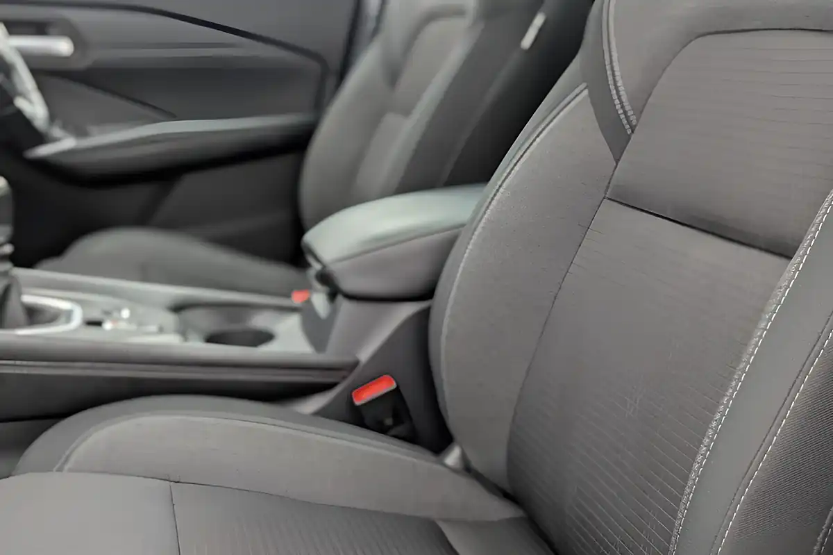 Used 2022 Nissan Qashqai N-Connecta White - Interior and Exterior details 14