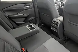 Used 2022 Nissan Qashqai N-Connecta White - Interior and Exterior details 16