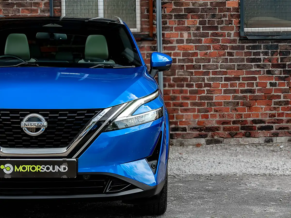 Used 2022 Nissan Qashqai Tekna Blue - Interior and Exterior details 9