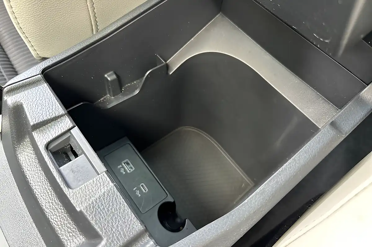 Used 2022 Nissan Qashqai Tekna Gun Metal - Interior and Exterior details 14