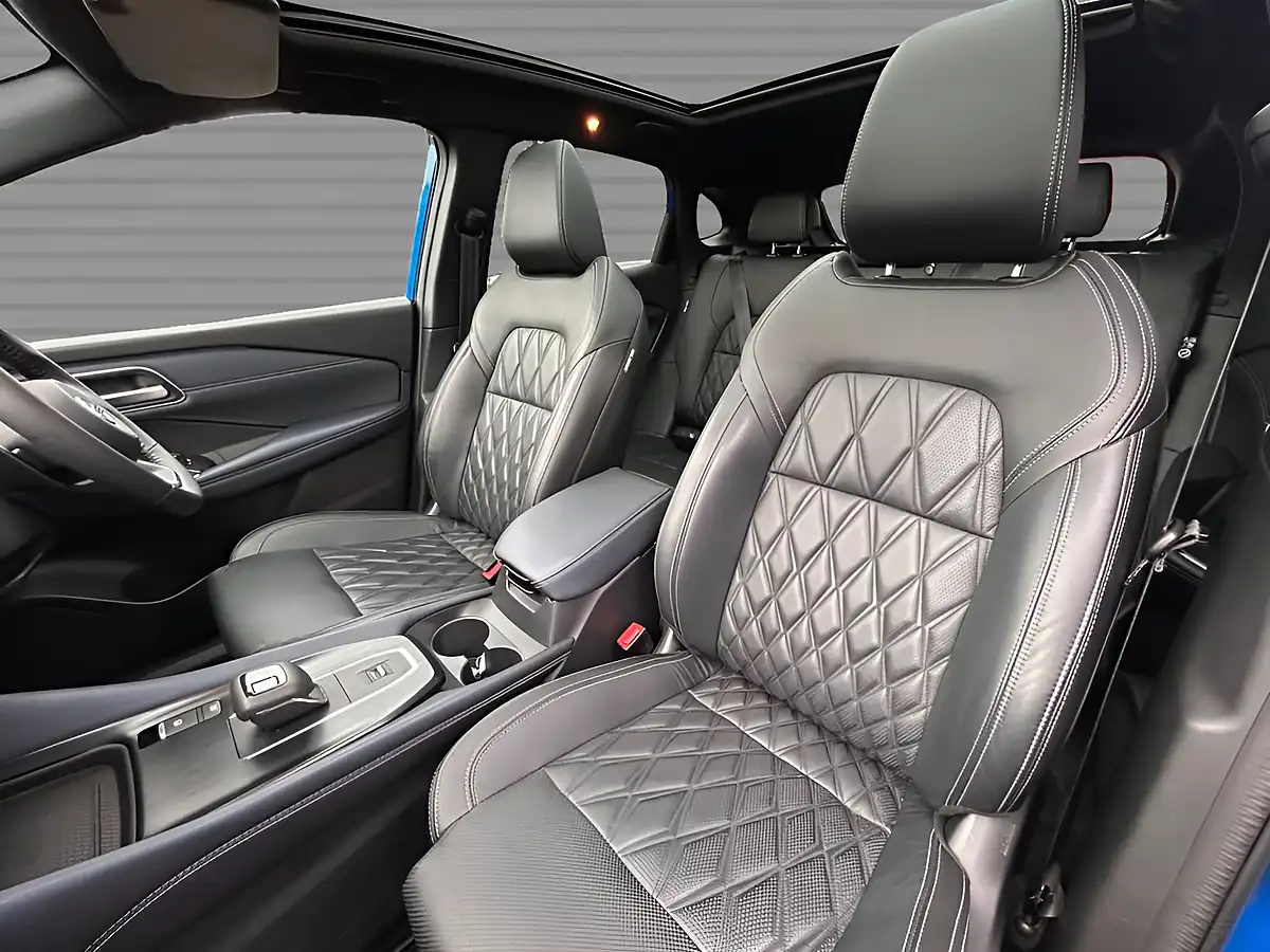 Used 2022 Nissan Qashqai Tekna+ Magnetic Blue - Interior and Exterior details 12