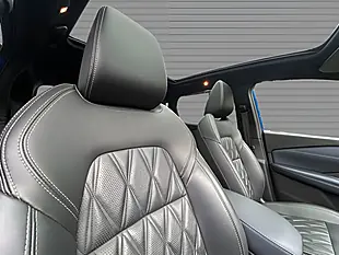 Used 2022 Nissan Qashqai Tekna+ Magnetic Blue - Interior and Exterior details 7
