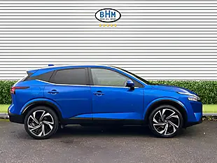 Used 2022 Nissan Qashqai Tekna+ Magnetic Blue - Interior and Exterior details 8