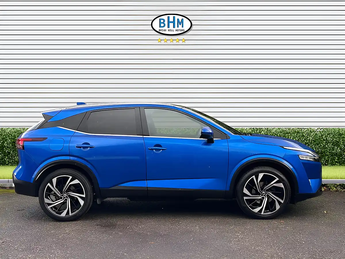 Used 2022 Nissan Qashqai Tekna+ Magnetic Blue - Interior and Exterior details 8