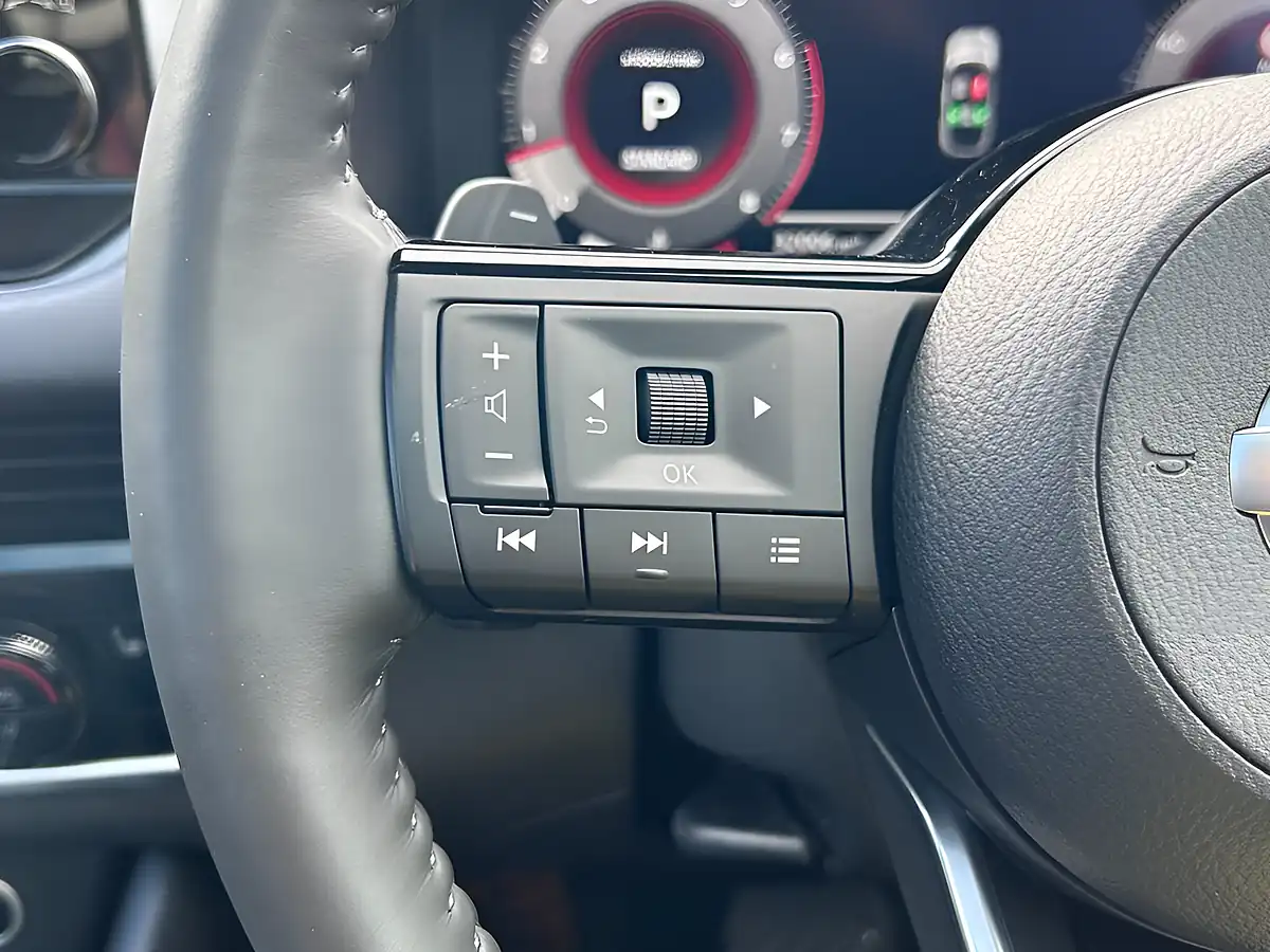 Used 2022 Nissan Qashqai Tekna+ Magnetic Blue - Interior and Exterior details 9