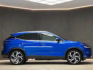 Used 2022 Nissan Qashqai Tekna+ Magnetic Blue - Interior and Exterior details 8