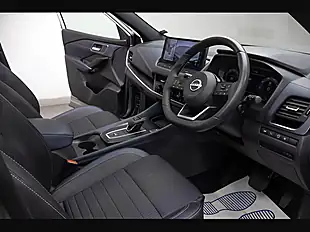 Used 2022 Nissan Qashqai Tekna Silver - Interior and Exterior details 15