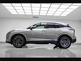 Used 2022 Nissan Qashqai Tekna Silver - Interior and Exterior details 4