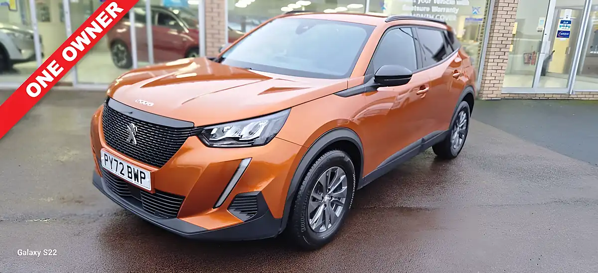 Used 2022 Peugeot 2008 Active Premium+ Orange - Front View