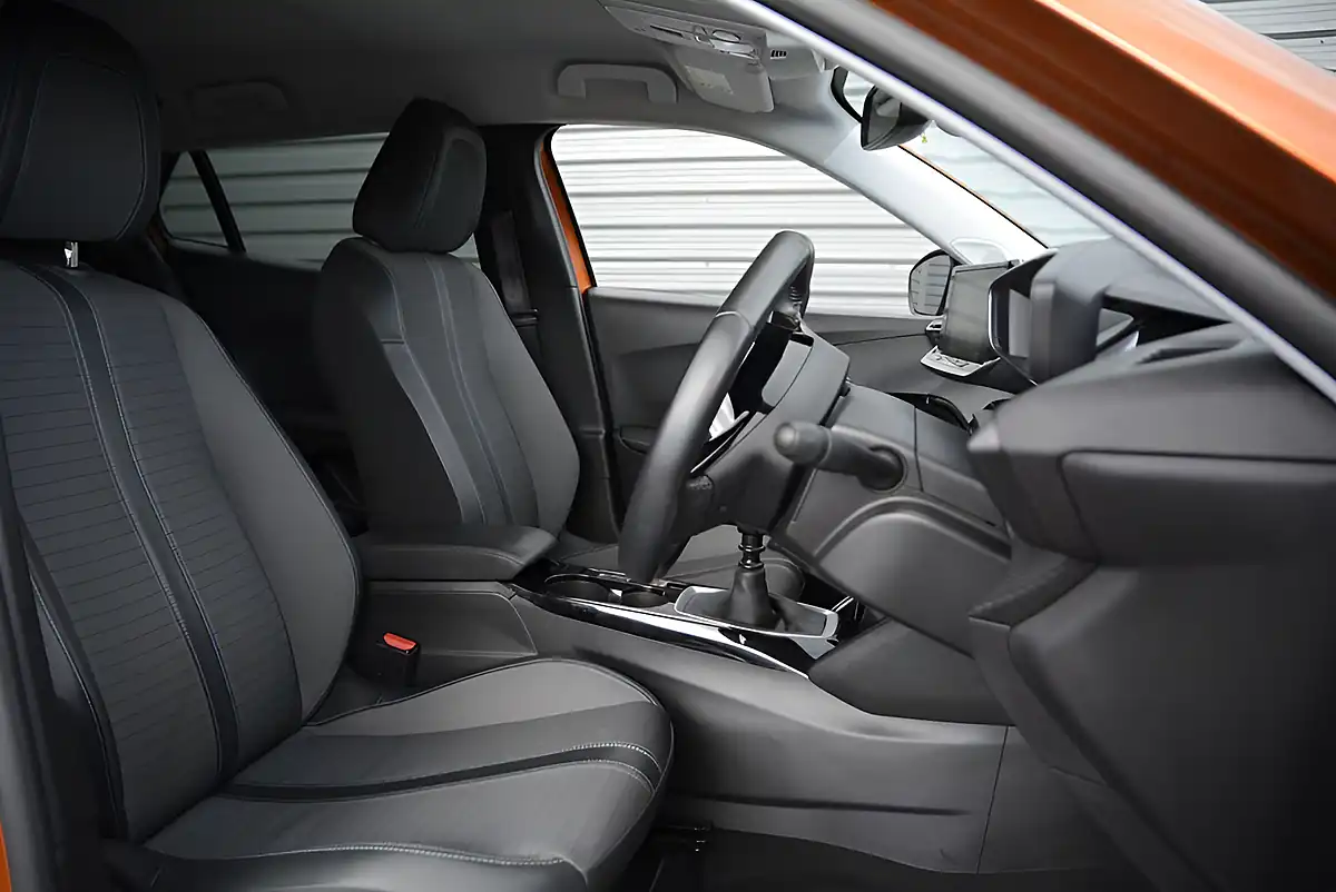 Used 2022 Peugeot 2008 Allure Premium Orange - Interior and Exterior details 10