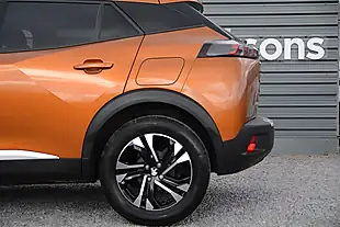 Used 2022 Peugeot 2008 Allure Premium Orange - Interior and Exterior details 16