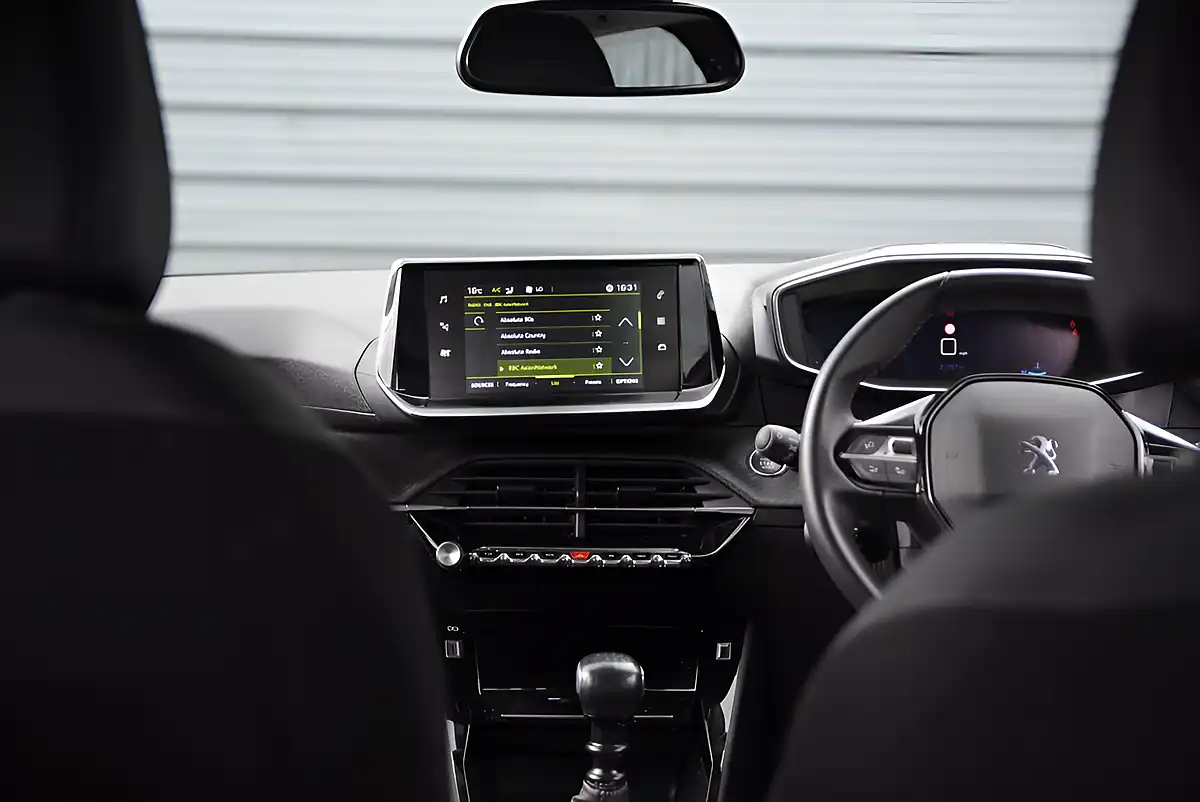 Used 2022 Peugeot 2008 Allure Premium Orange - Interior and Exterior details 19