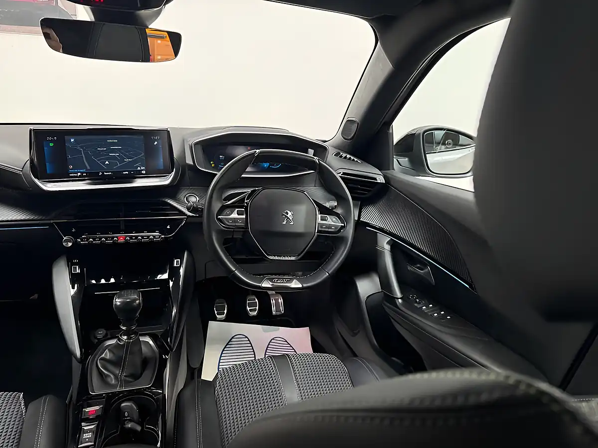 Used 2022 Peugeot 2008 GT Grey - Interior and Exterior details 14