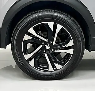 Used 2022 Peugeot 2008 GT Grey - Interior and Exterior details 6