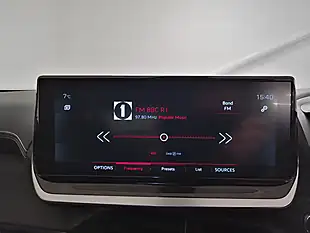 Used 2022 Peugeot 2008 GT Orange - Interior and Exterior details 16