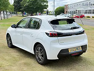 Used 2022 Peugeot 208 Active Premium White - Interior and Exterior details 4