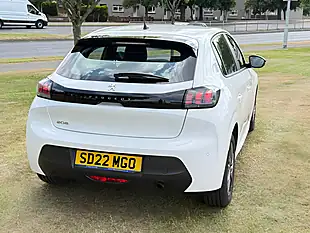 Used 2022 Peugeot 208 Active Premium White - Interior and Exterior details 5