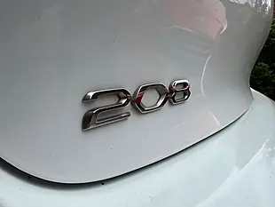 Used 2022 Peugeot 208 Active Premium White - Interior and Exterior details 18