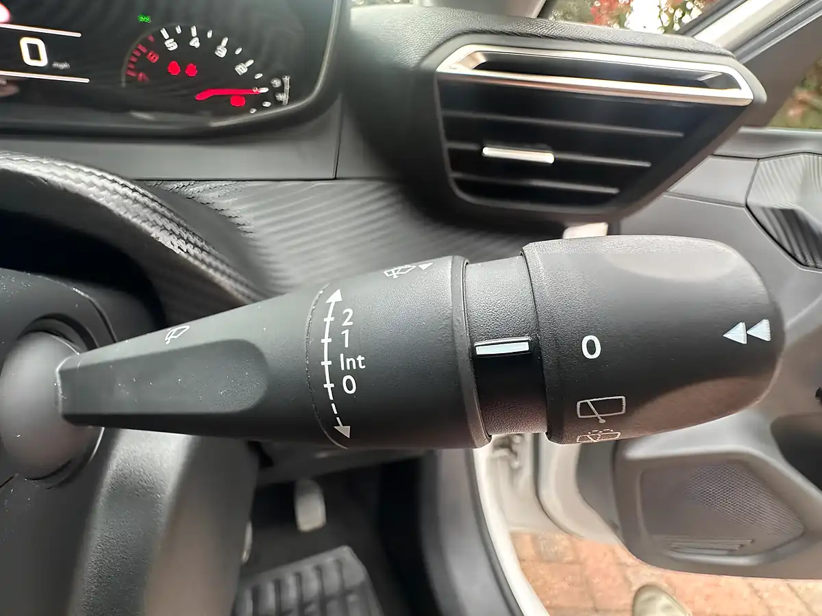 Used 2022 Peugeot 208 Active Premium White - Interior and Exterior details 19