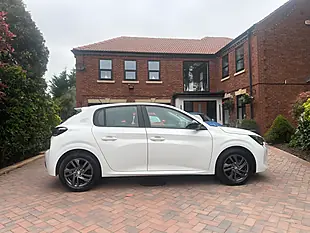 Used 2022 Peugeot 208 Active Premium White - Interior and Exterior details 6