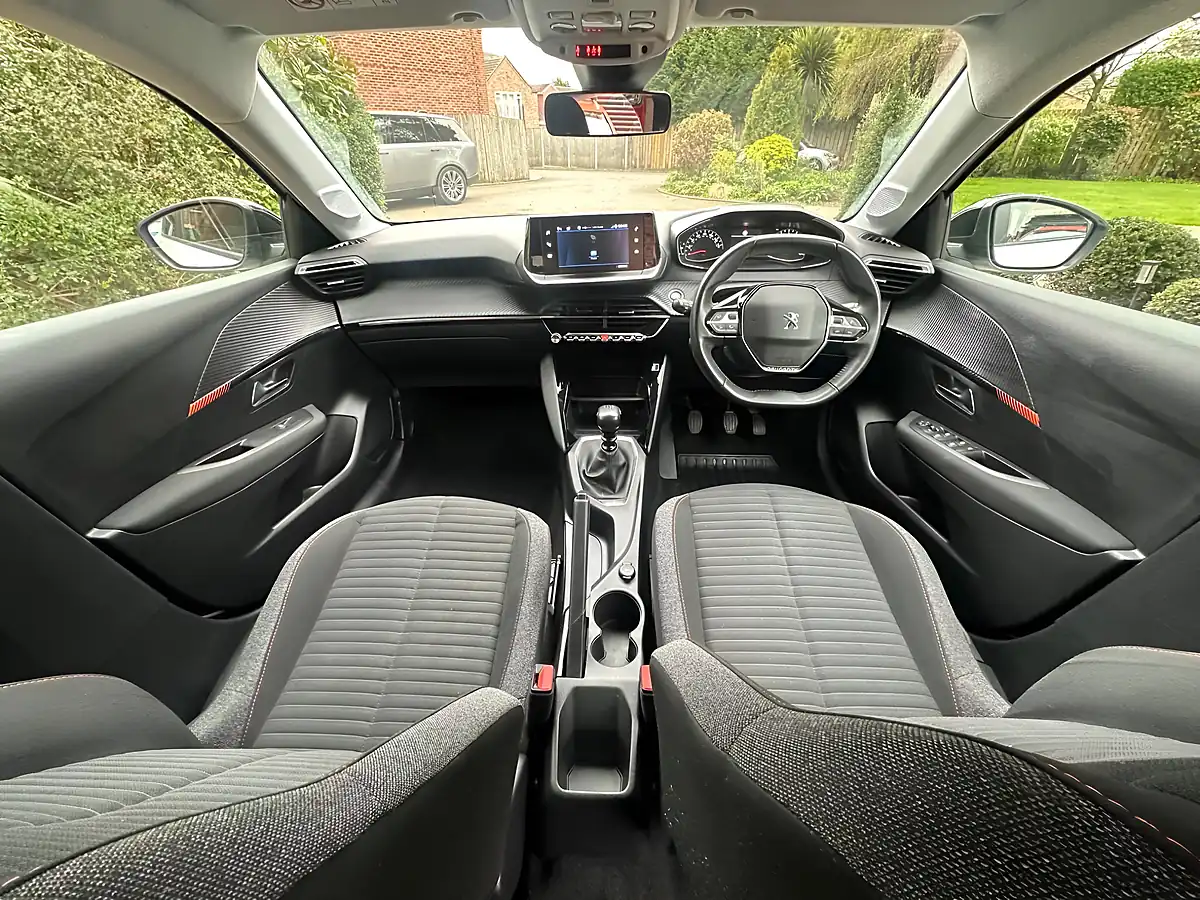 Used 2022 Peugeot 208 Active Premium White - Interior and Exterior details 8