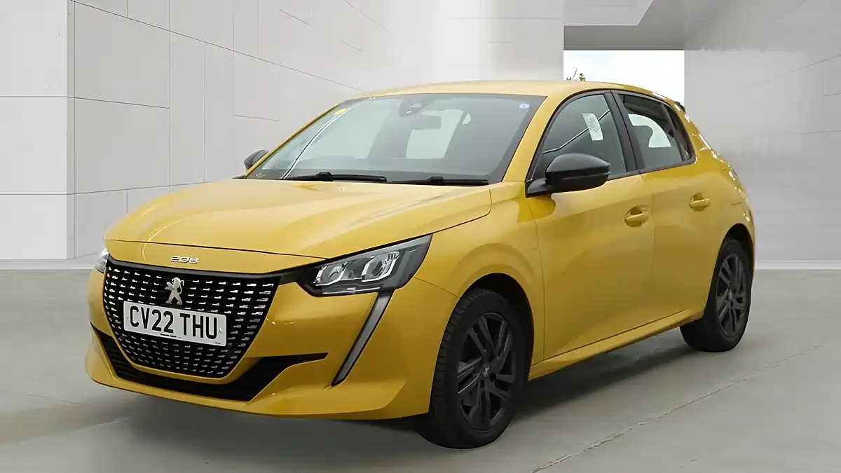 Used 2022 Peugeot 208 Active Premium Yellow - Interior and Exterior details 5