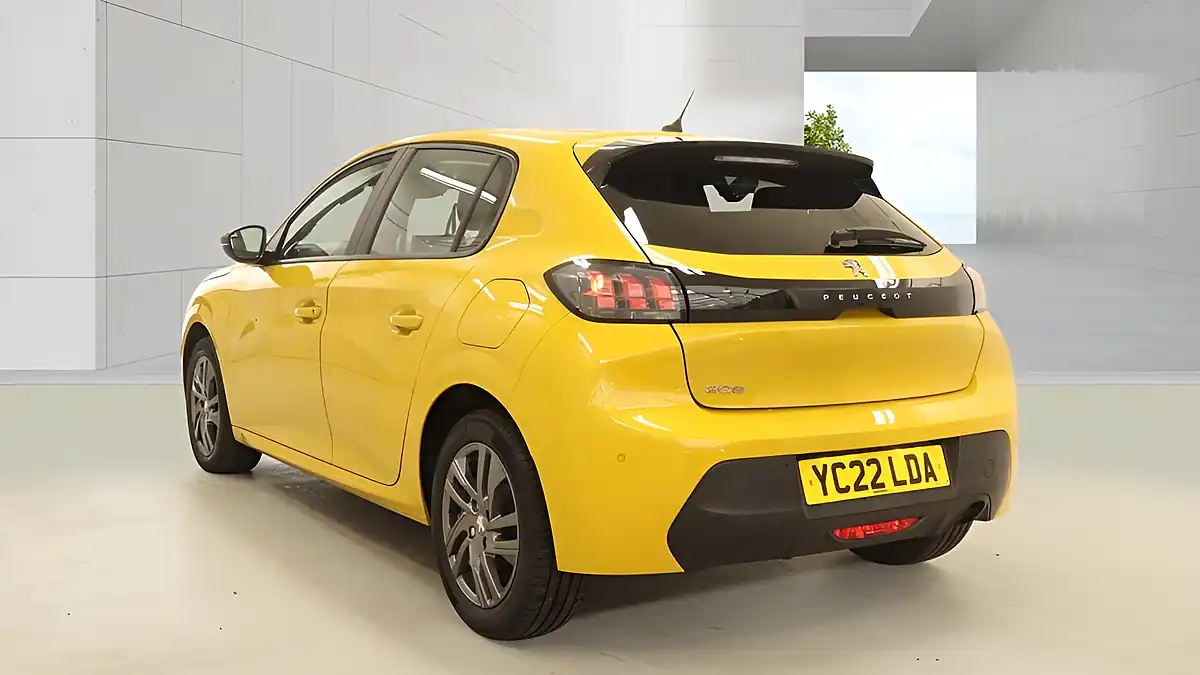 Used 2022 Peugeot 208 Active Premium Yellow - Interior and Exterior details 4