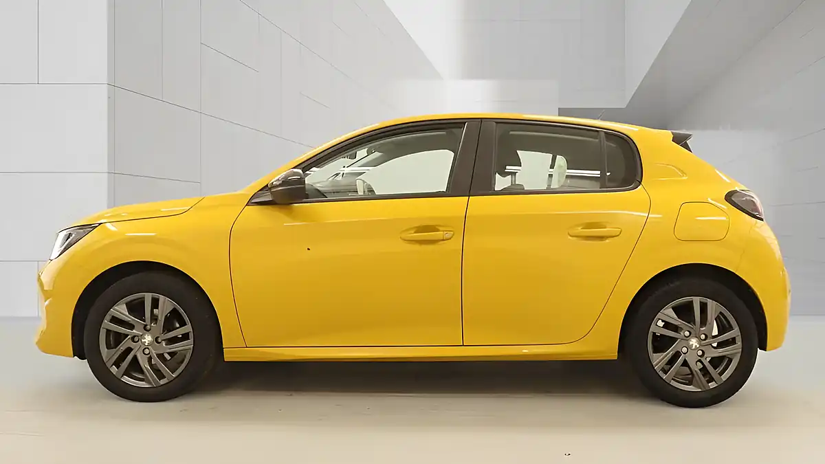 Used 2022 Peugeot 208 Active Premium Yellow - Interior and Exterior details 7