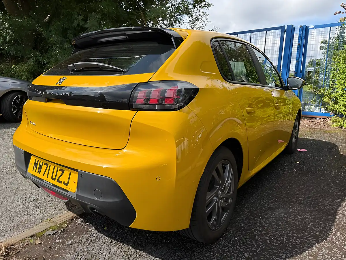 Used 2022 Peugeot 208 Active Premium Yellow - Interior and Exterior details 10