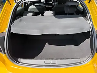 Used 2022 Peugeot 208 Active Premium Yellow - Interior and Exterior details 13