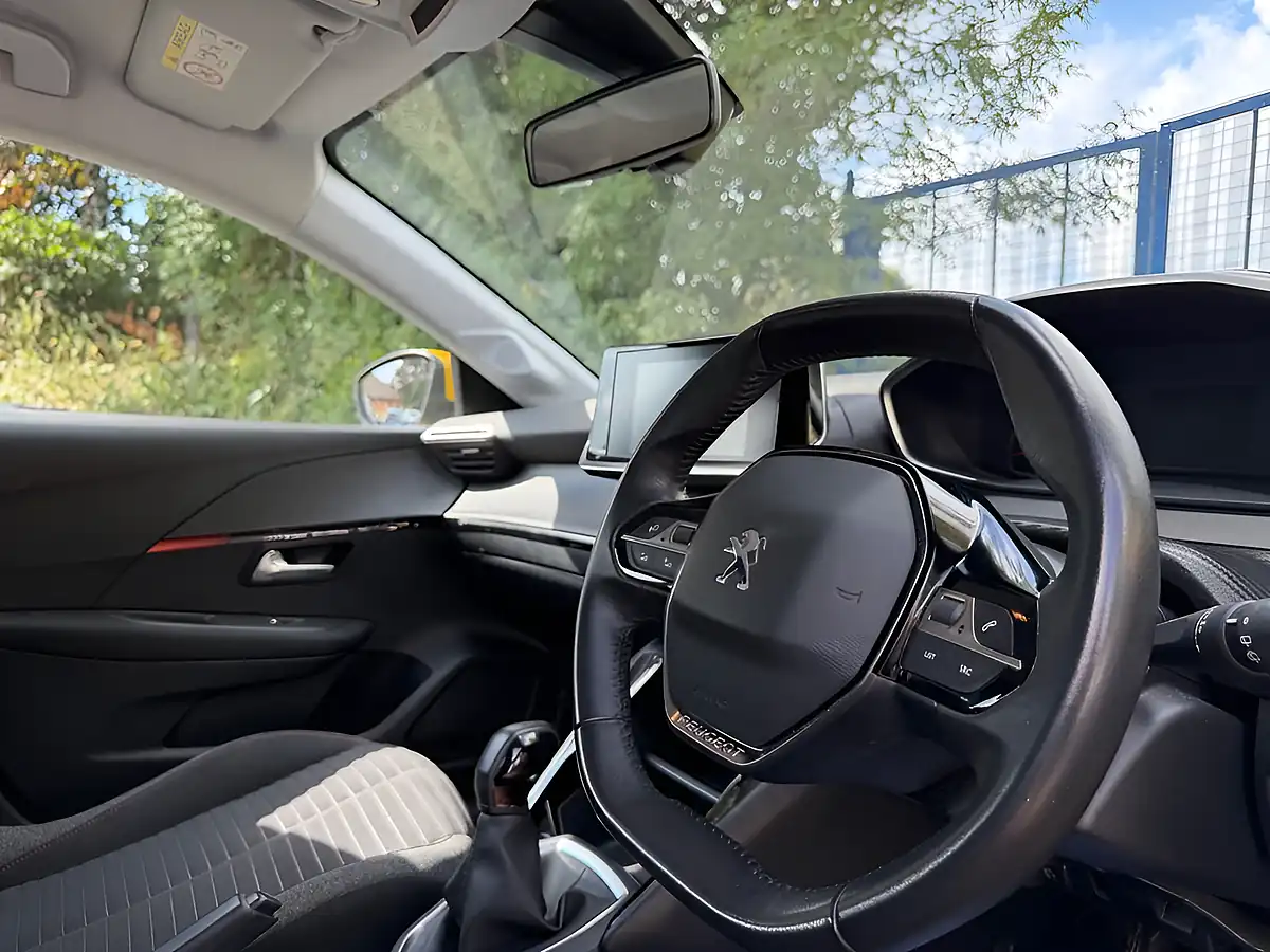 Used 2022 Peugeot 208 Active Premium Yellow - Interior and Exterior details 7