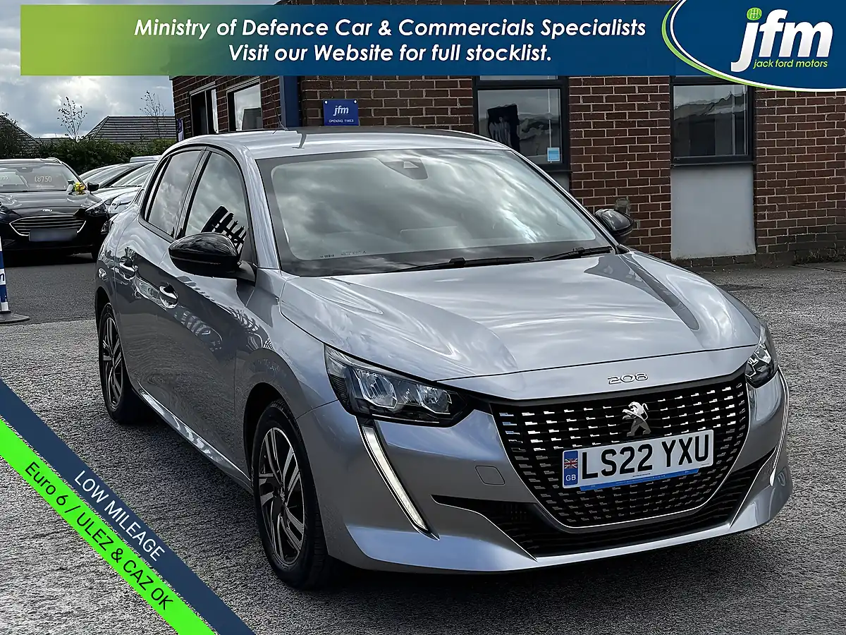 Used 2022 Peugeot 208 Allure Premium Artense Grey Met - Front View