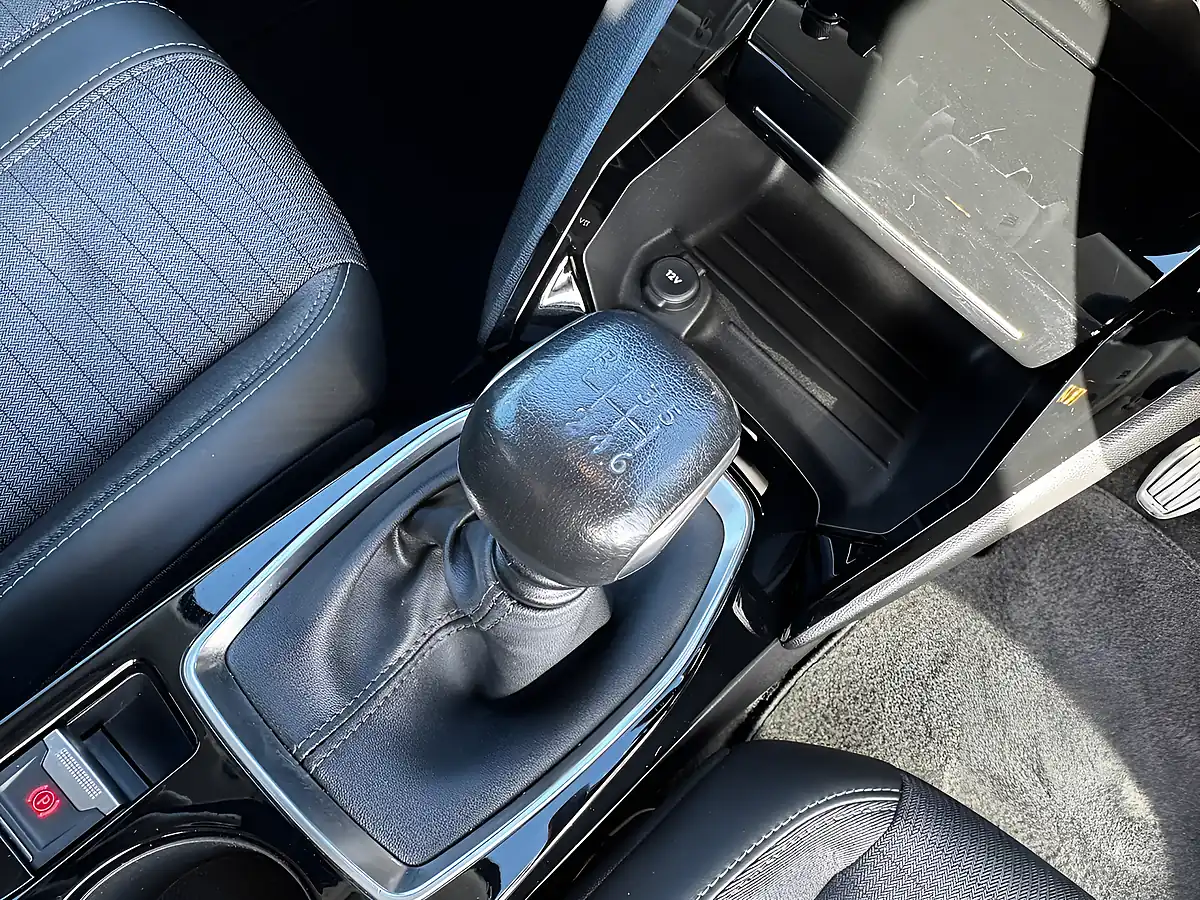 Used 2022 Peugeot 208 Allure Premium Grey Metallic - Interior and Exterior details 14