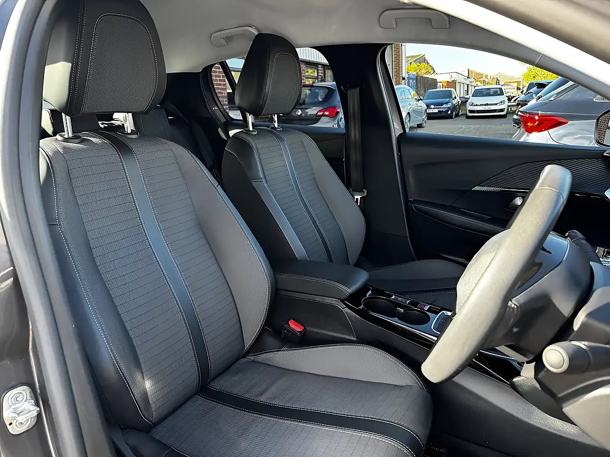 Used 2022 Peugeot 208 Allure Premium Grey Metallic - Interior and Exterior details 3