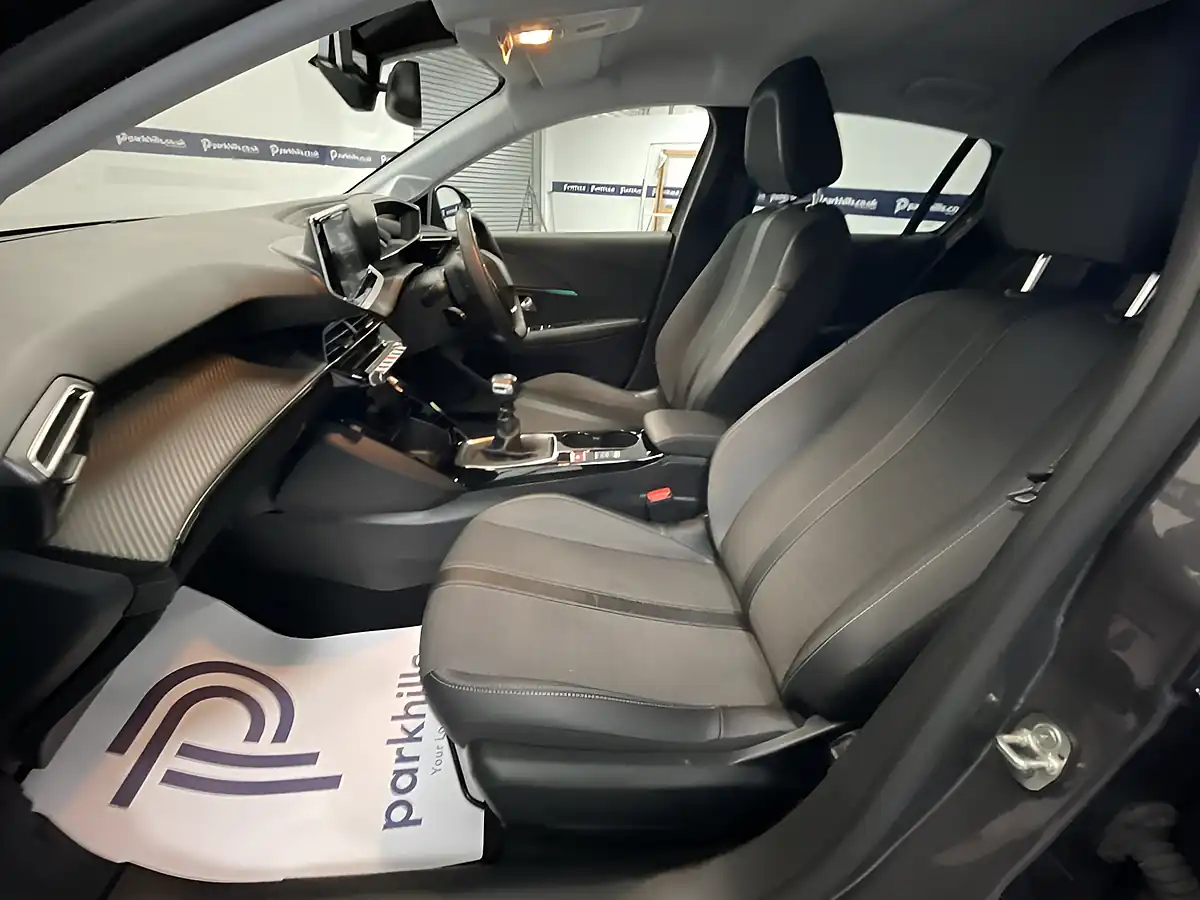 Used 2022 Peugeot 208 Allure Premium Nimbus Grey - Interior and Exterior details 5