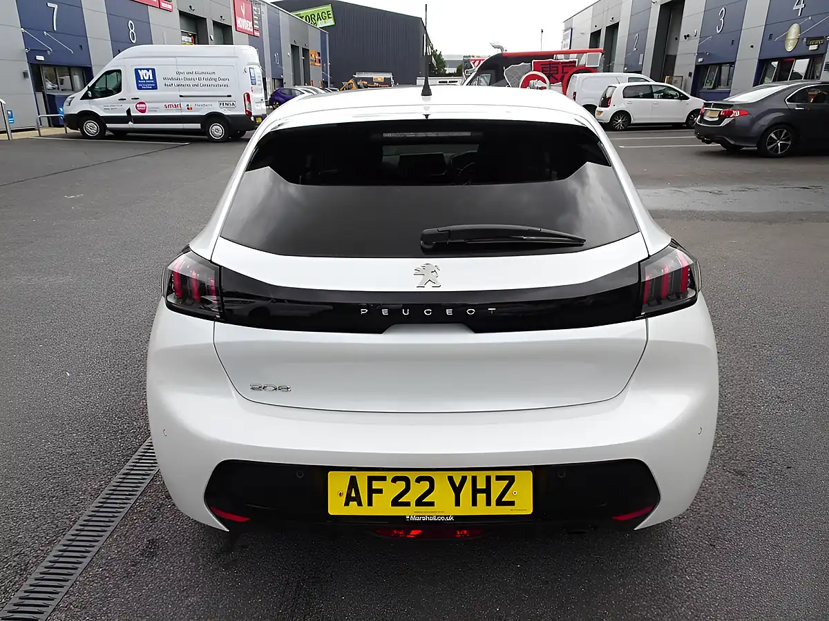 Used 2022 Peugeot 208 Allure Premium White Pearl - Interior and Exterior details 11