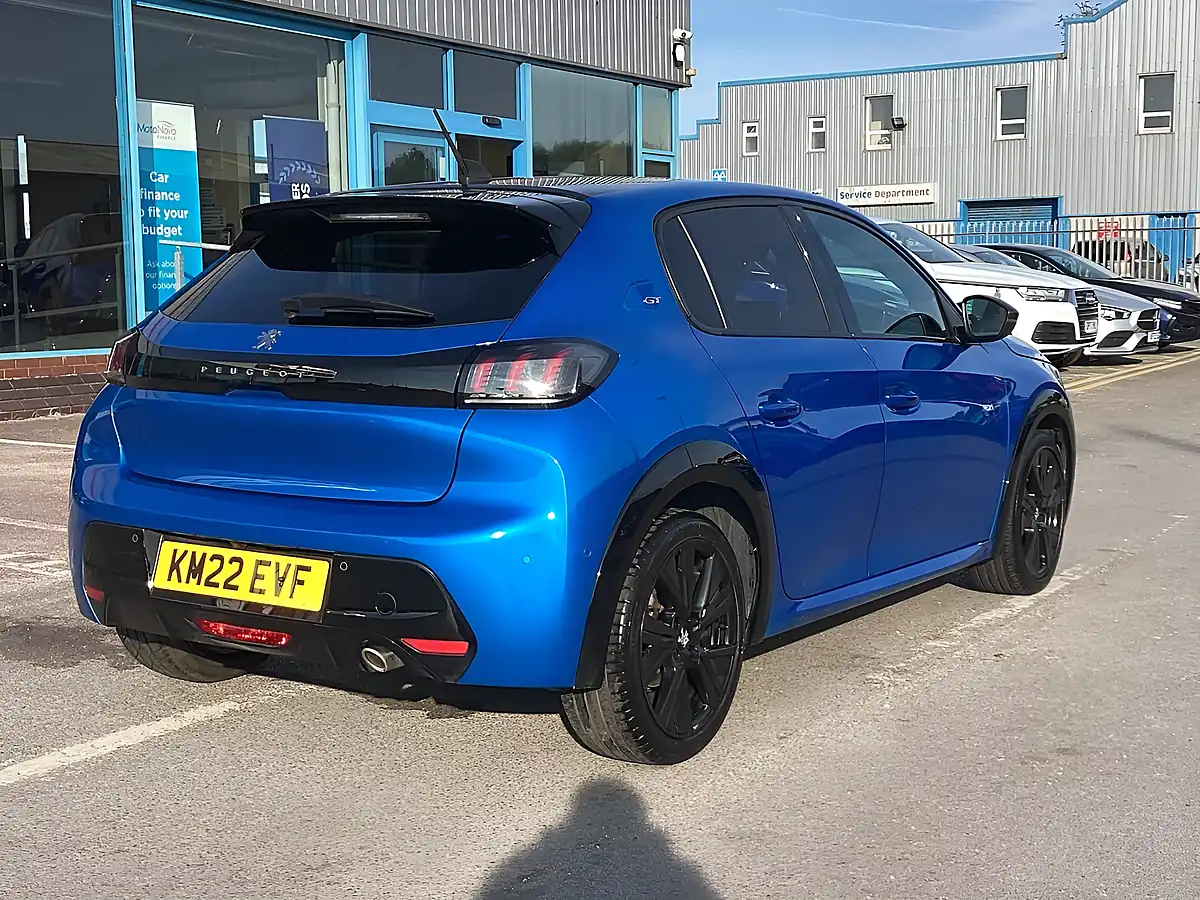 Used 2022 Peugeot 208 GT Blue - Interior and Exterior details 6