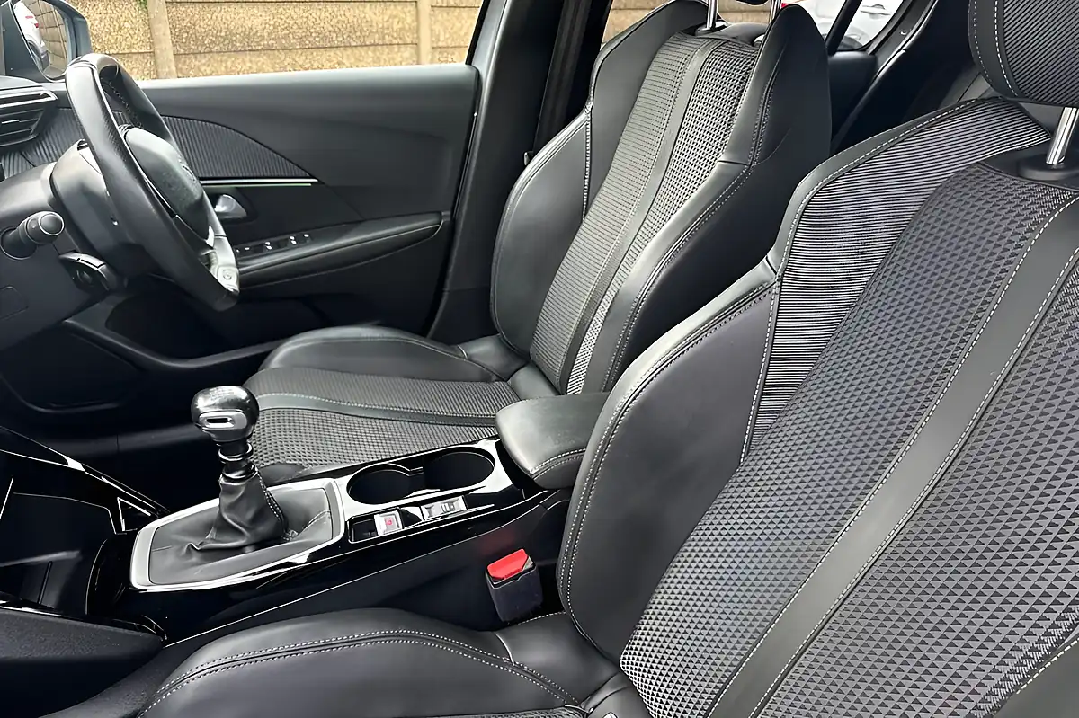 Used 2022 Peugeot 208 GT Grey - Interior and Exterior details 16