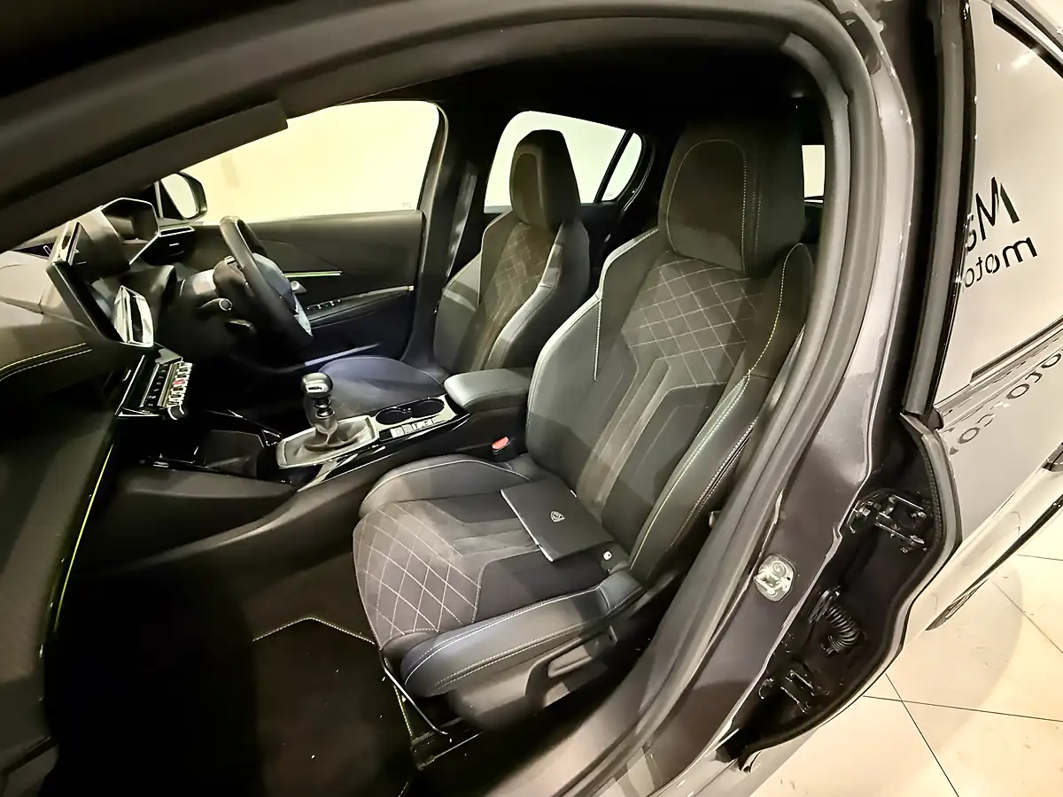 Used 2022 Peugeot 208 GT Premium Cumulus Grey - Interior and Exterior details 20
