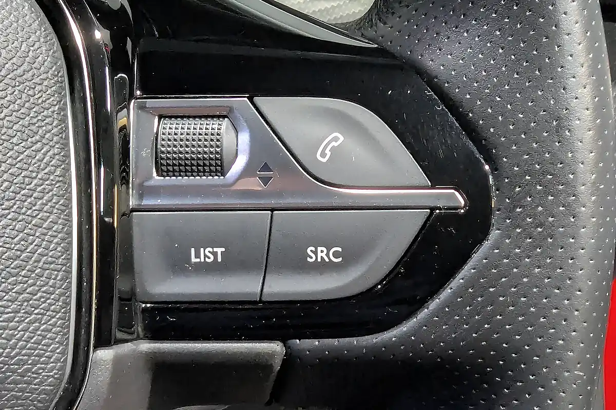 Used 2022 Peugeot 208 GT Red - Interior and Exterior details 12