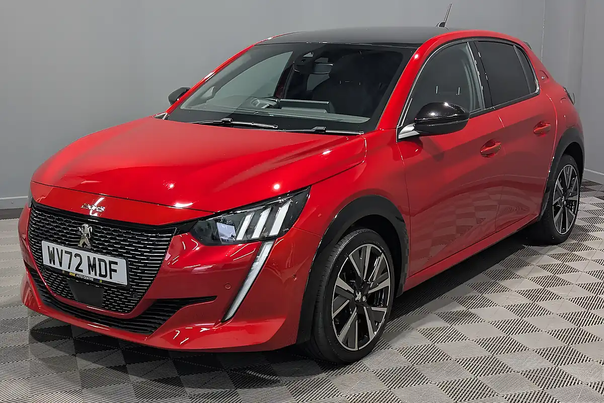 Used 2022 Peugeot 208 GT Red - Interior and Exterior details 4